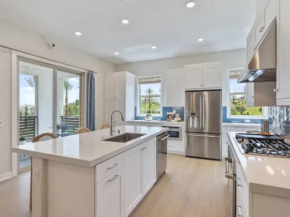 925 Walnut Ter, Montebello, CA 90640