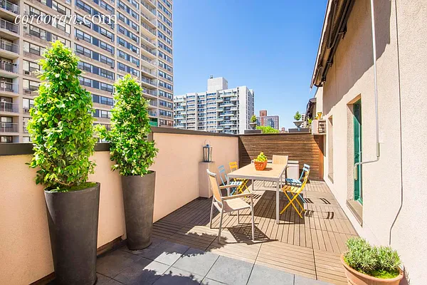 Sold by Corcoran | media 18