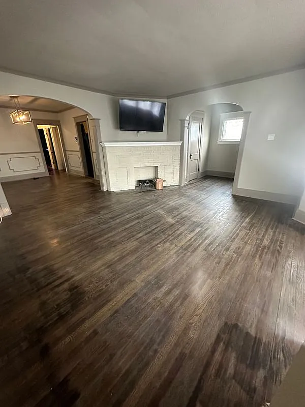 3 bed, 1.0 bath, 1050 sqft, $1,650 — Photo 4