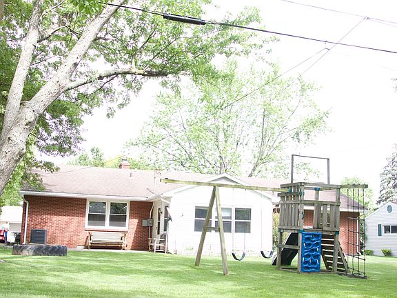 5th image of 724 Winterberry Dr