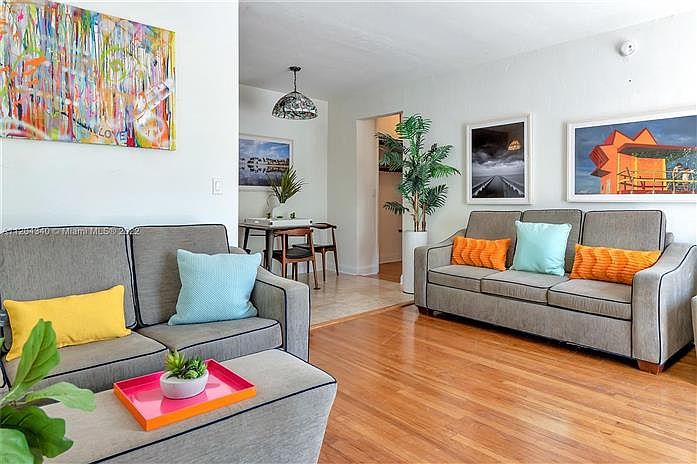 1st image of 428 Collins Ave APT 15