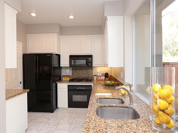 5th image of 56 Windcrest Ln