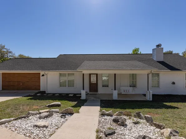 1011 Santa Fe Trail, Horseshoe Bay, TX 78657