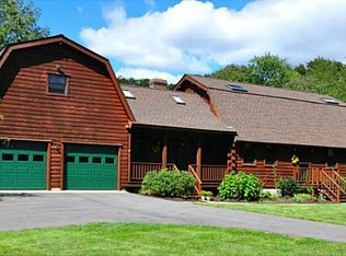 154 Stoney Hollow Rd, Tiverton, RI 02878