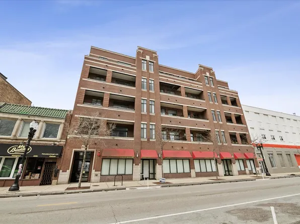 4420 N Clark St APT 302, Chicago, IL 60640