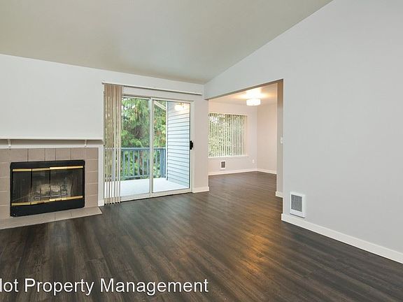 5th image of 11033 NE 128th St #6567072