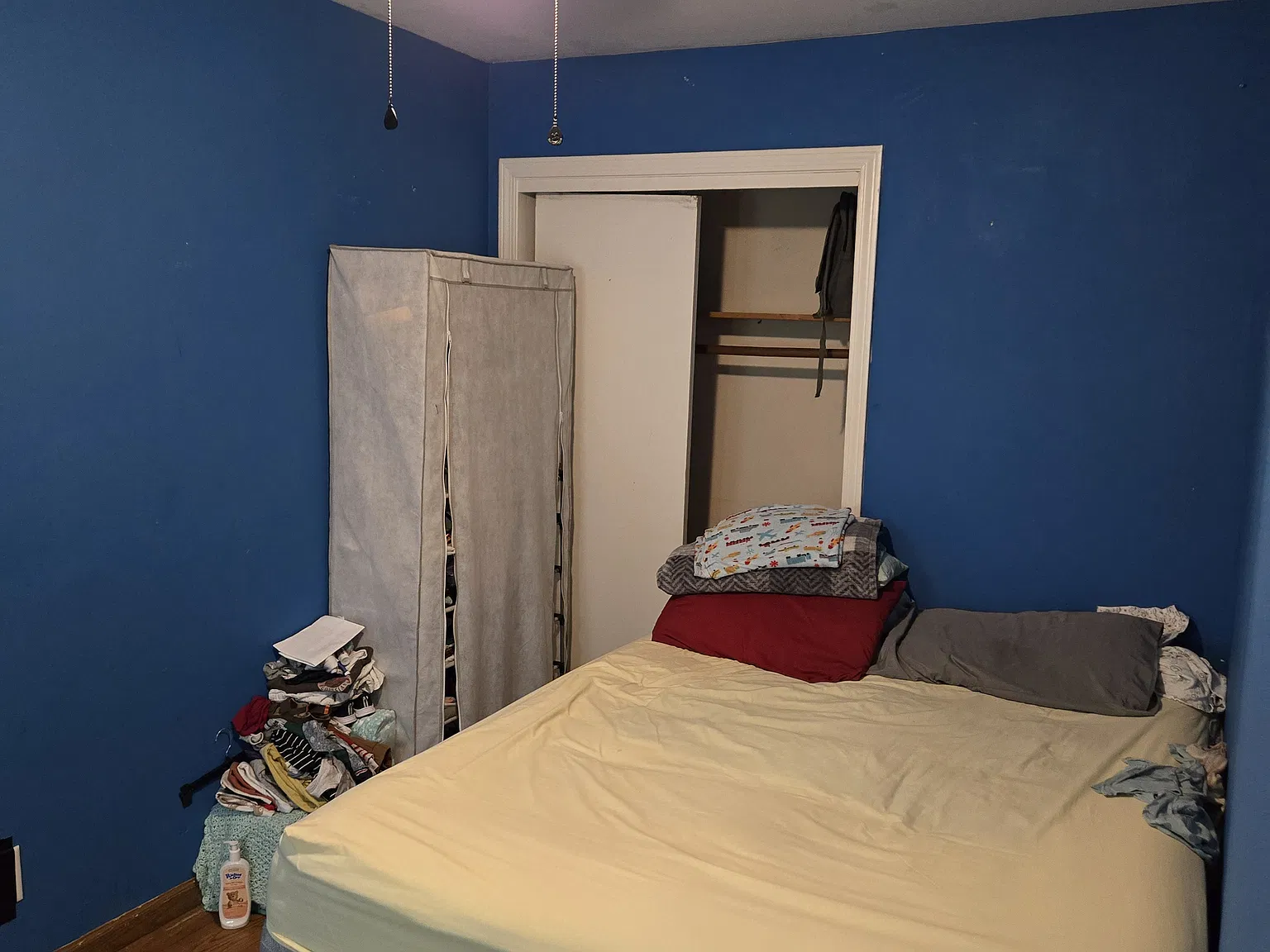 2 bed, $1,100 — Photo 2