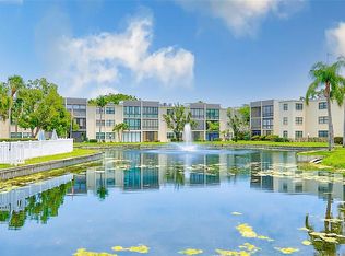 14130 Rosemary Ln APT 4115, Largo, FL 33774