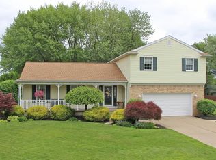 5825 Cobblestone Dr, Erie, PA 16509