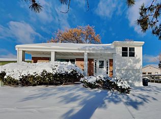 2723 1st Ave E, North Saint Paul, MN 55109