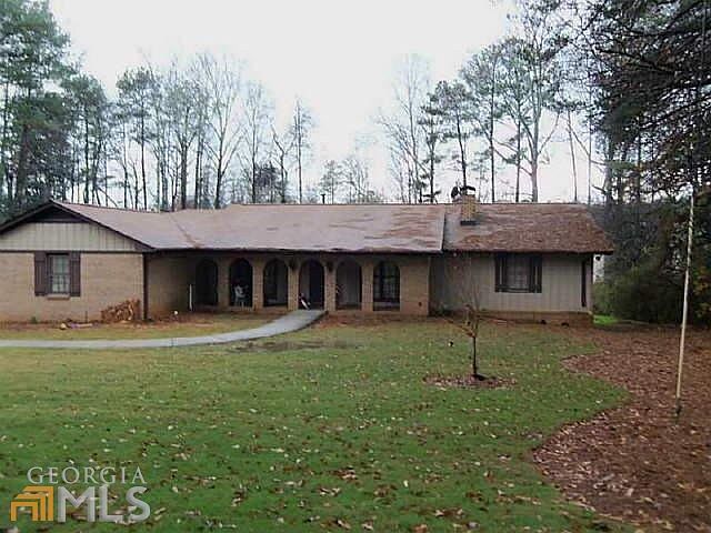 2nd image of 3528 Lake Dr SE