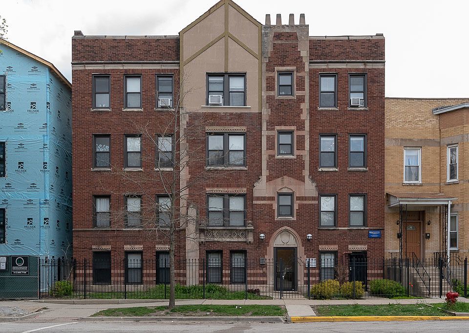 2nd image of 2834 W Palmer St APT 201