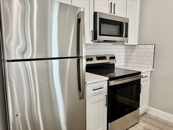 4th image of 5423 Baltimore Ave #4