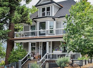 715 12th St, Hood River, OR 97031