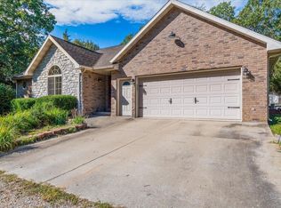 580 Cedar Hill Ln, Marshfield, MO 65706