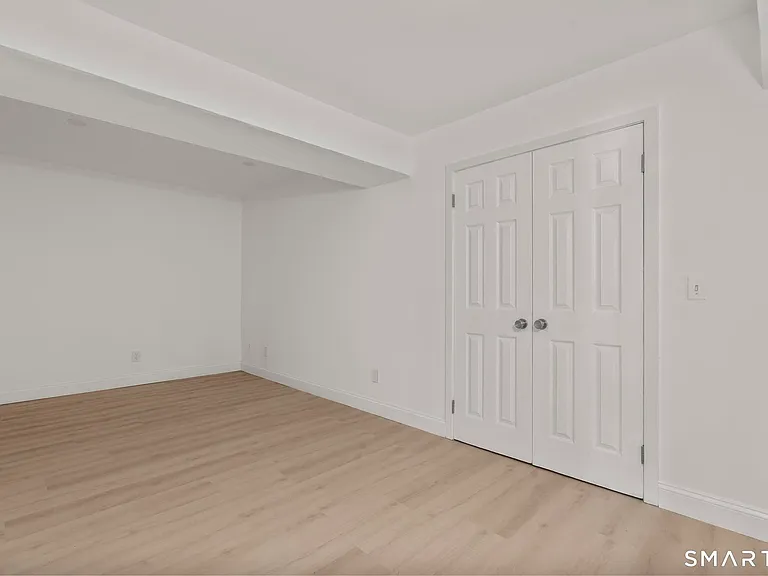 64 Soundview Ave #1 — Photo 9