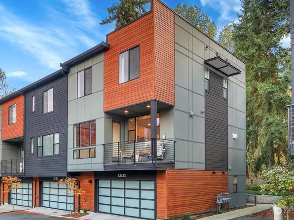 13133 NE 12th Court, Bellevue, WA 98005