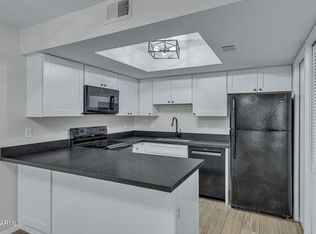 907 S Lola Ln APT 2, Tempe, AZ 85281