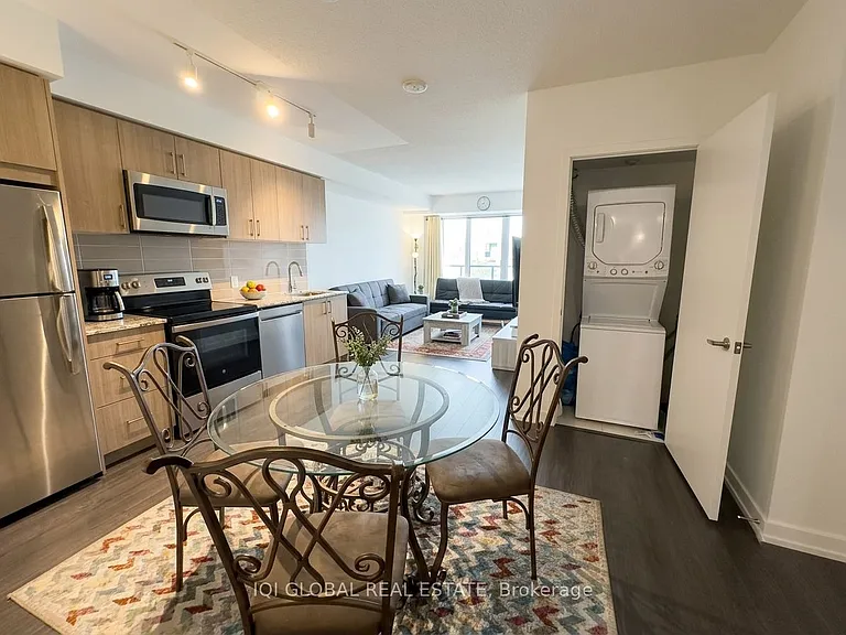 4010 Eglinton Ave W #213 — Photo 3