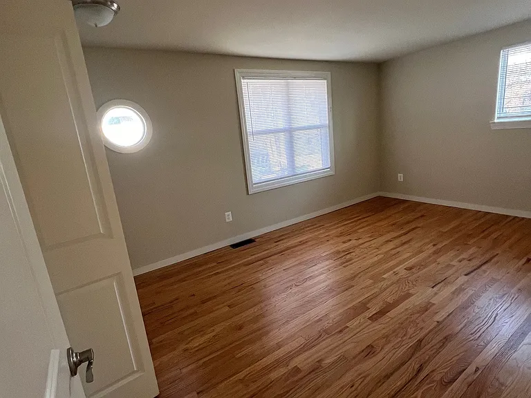 R.O.C. Apartments — Photo 36
