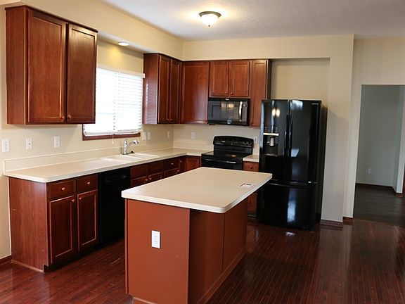 2nd image of 9152 Appaloosa Dr
