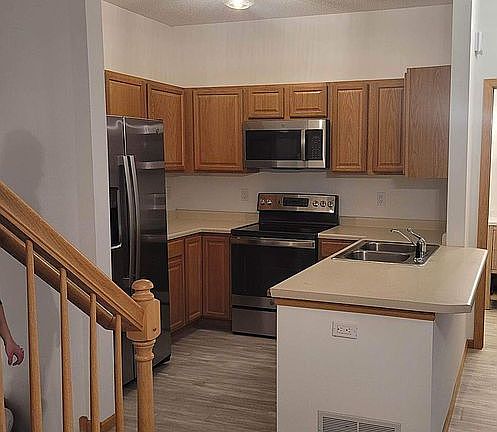 5th image of 660 Kingfisher Ln APT K
