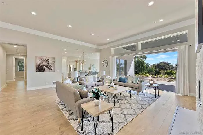 1011 Jimlojan Rd — Photo 15