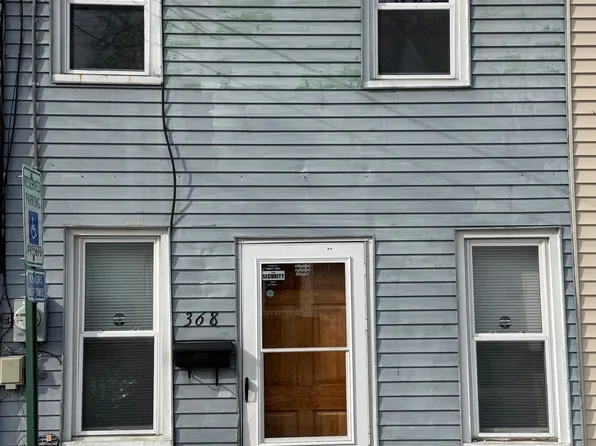 368 S 3rd St, Columbia, PA 17512