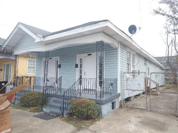 1210 S Genois St, New Orleans, LA 70125