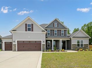 5340 Mountain Run Dr, Hope Mills, NC 28348