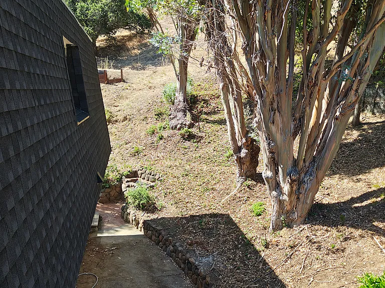 52 Olympia Way — Photo 51