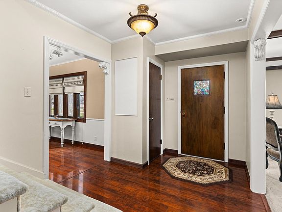 5th image of 1015 Lowden Rd