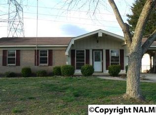 1004 Towerview St SW, Decatur, AL 35601