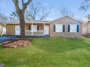6644 Bent Creek Dr, Rex, GA