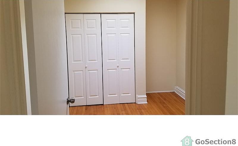 2nd image of 5914 W North Ave APT 2