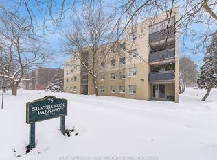 75 Silvercreek Pkwy N #307, Guelph, ON N1H 7R9