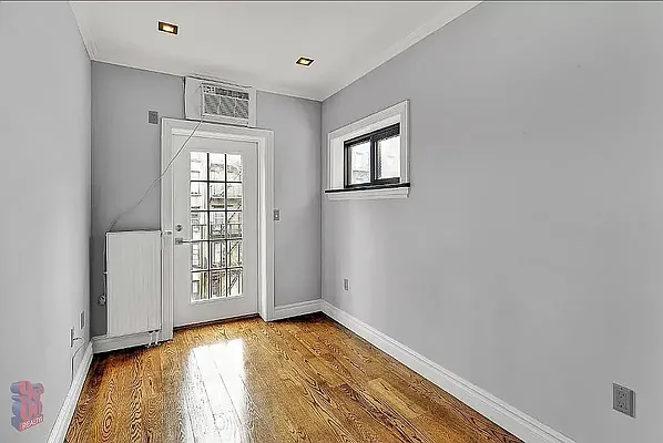 Rented by REAL New York | media 2