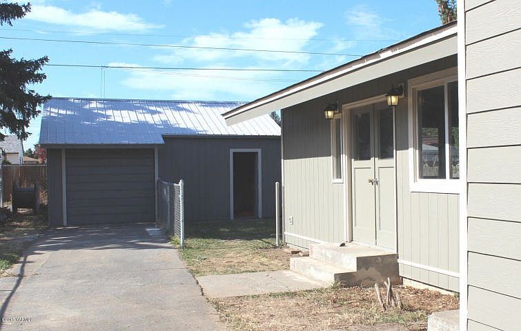 2nd image of 1212 Landon Ave