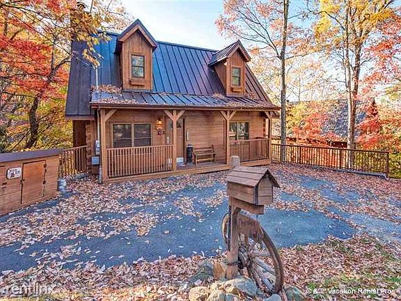 Luxury, log cabin style