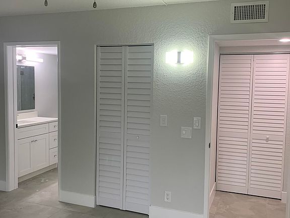 2nd image of 7267 Huntington Ln APT 406