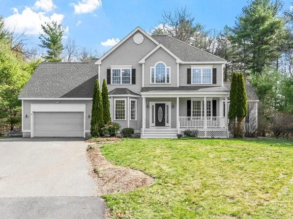 5 Lilac Ln, Ayer, MA 01432