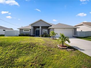 684 Manhattan St E, Lehigh Acres, FL 33974