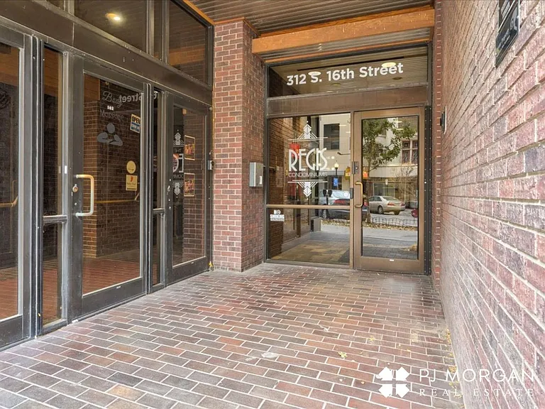 312 S 16th St #201 — Photo 4