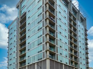 700 W Van Buren St APT 1409, Chicago, IL