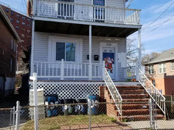 309 Beach 70th St, Far Rockaway, NY 11692