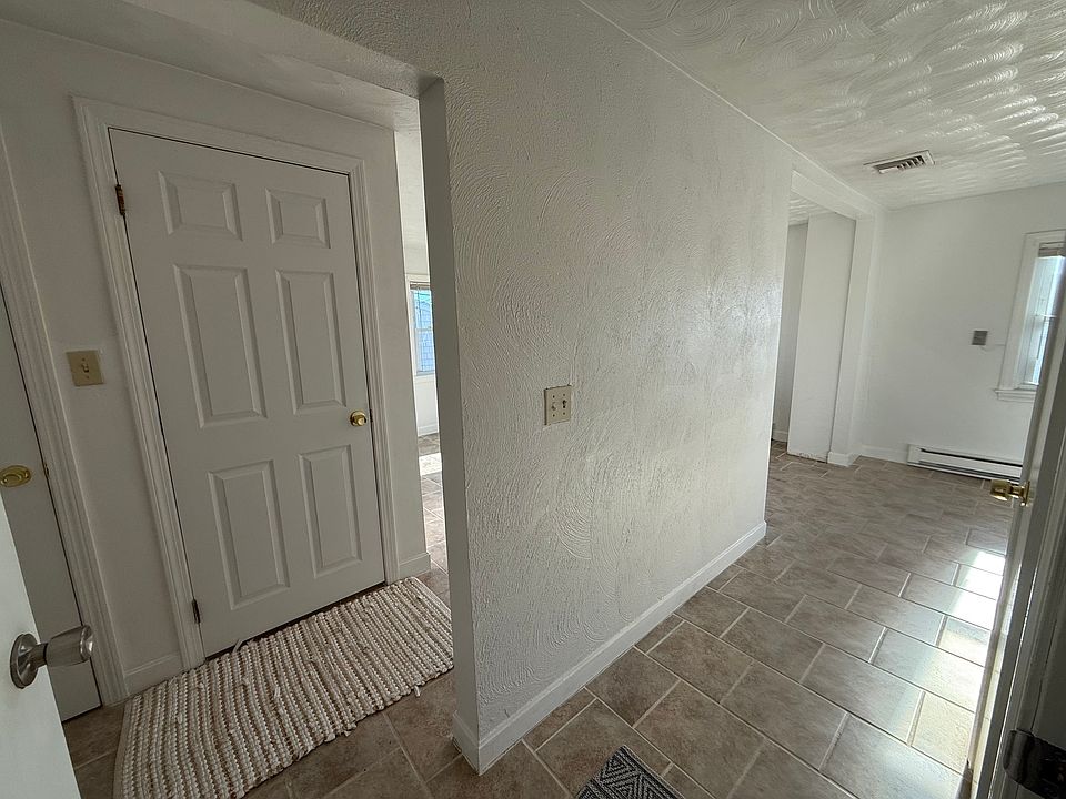 1st image of 185 Taylor Ave #2