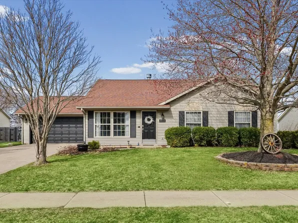 1710 Magnolia Dr, Saint Joseph, IL 61873
