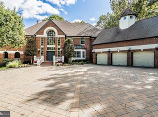 24 Hidden Acres Dr, Voorhees, NJ 08043