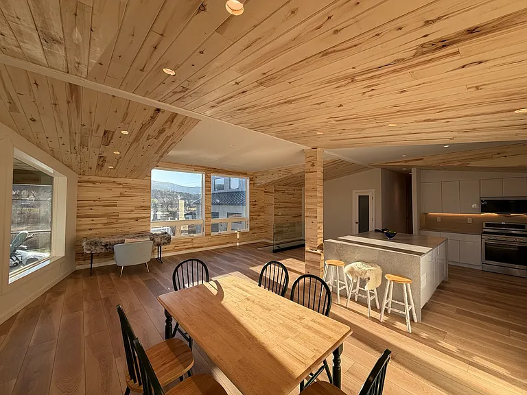 10-111 County Rd — Photo 4