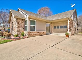 2909 Courtland Dr, Dallas, TX 75287